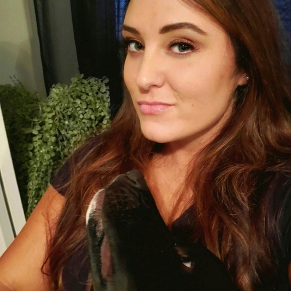 Meet Your Posher! - Picture 3 of 8